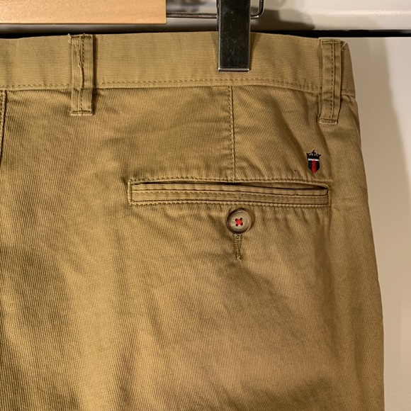 Louis Philippe 34”x31” - Picture 8 of 16